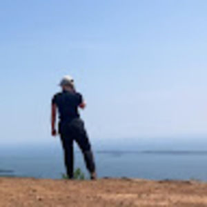 Meet your Posher, Esther